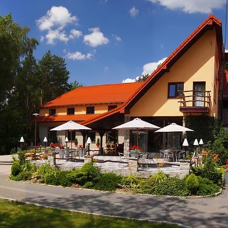 Zajazd Siodlo Hotel&Restauracja Kobyla Góra المظهر الخارجي الصورة