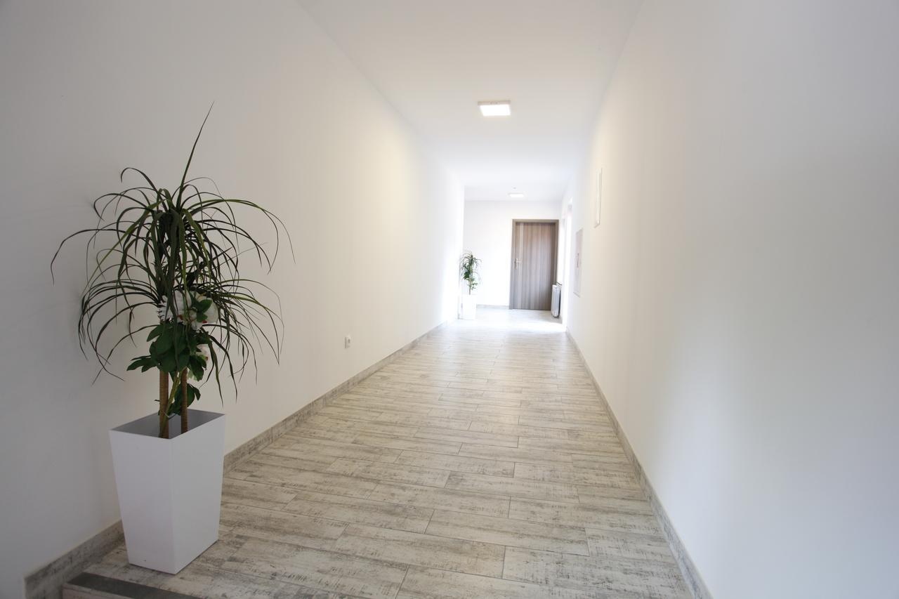 Zajazd Siodlo Hotel&Restauracja Kobyla Góra المظهر الخارجي الصورة