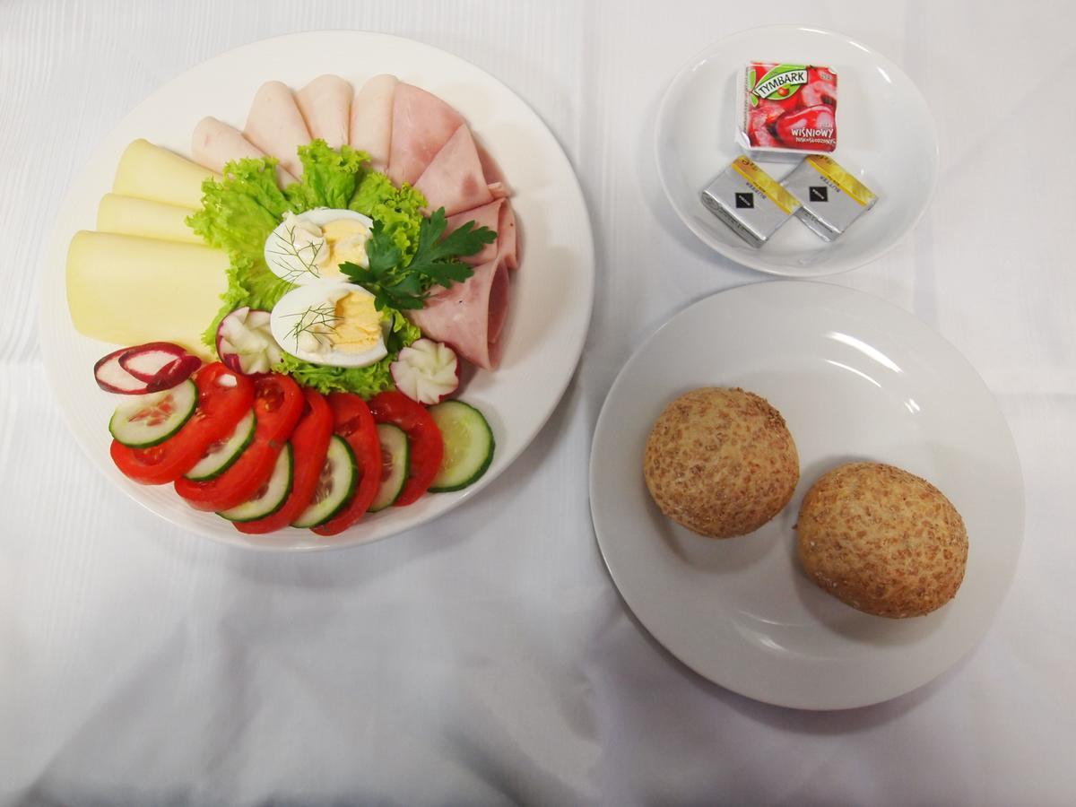 Zajazd Siodlo Hotel&Restauracja Kobyla Góra المظهر الخارجي الصورة