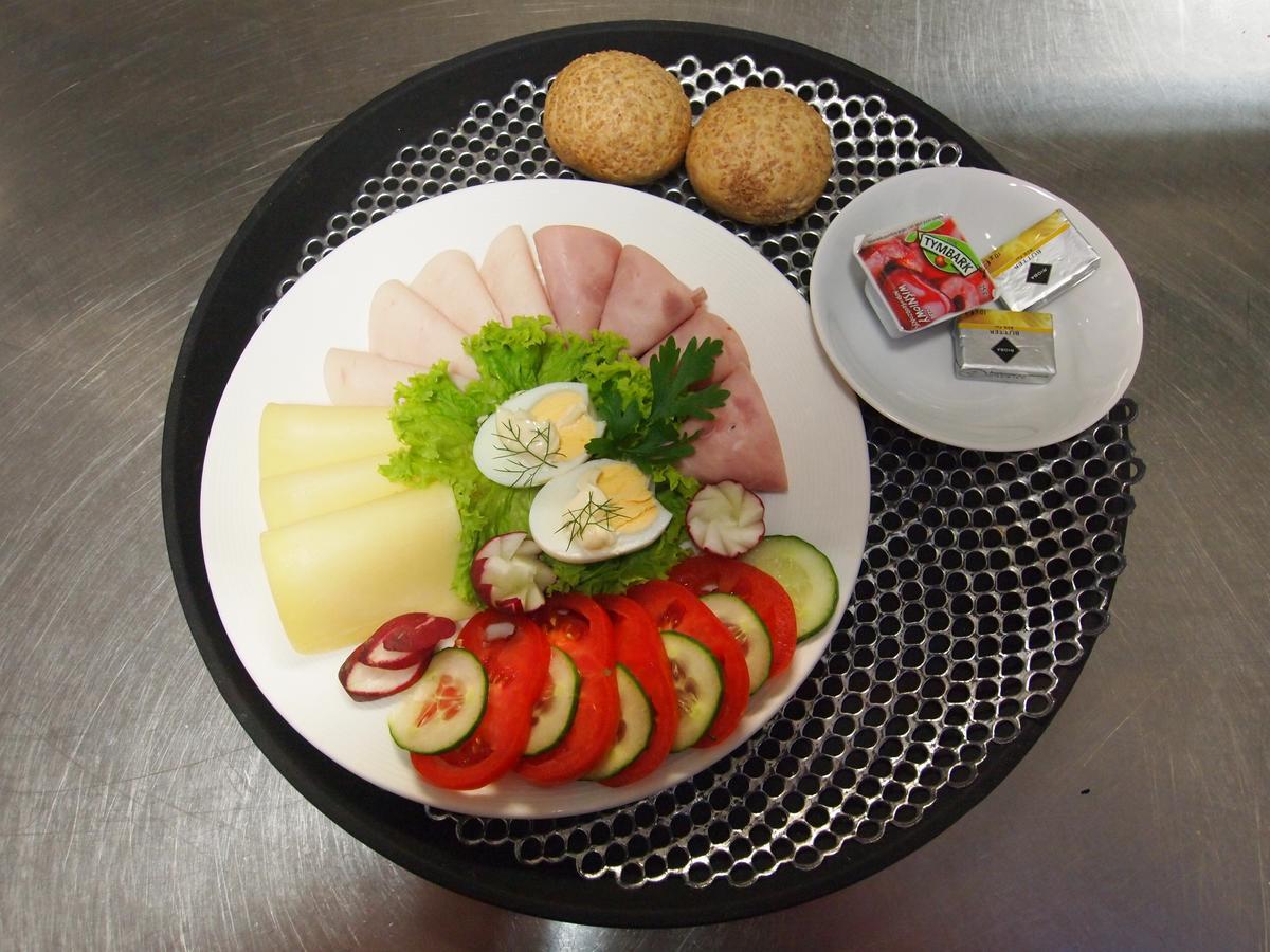 Zajazd Siodlo Hotel&Restauracja Kobyla Góra المظهر الخارجي الصورة